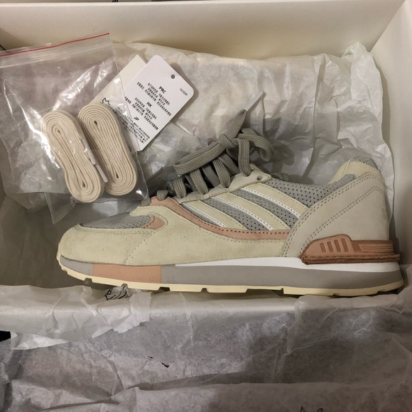 Adidas shoes - Picture 4 of 8